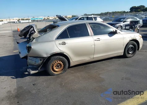 2007 Toyota Camry Le z USA, uszkodzony, nr VIN 4T1BE46K07U102696